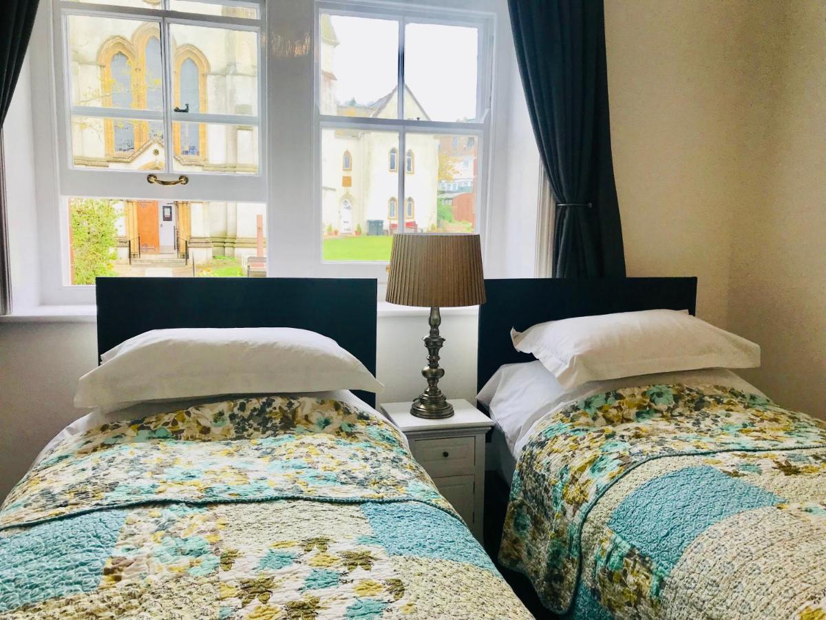 The Nags Head Hotel Lyme Regis Eksteriør billede